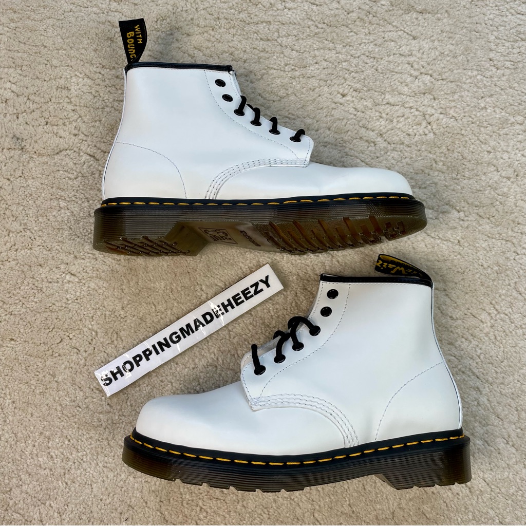 [Wm 8] Dr Doc Martens 101 Ys 6-Eye Lace-Up Smooth Leather Combat Boots White